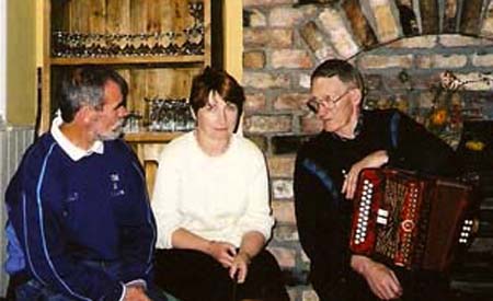 Image of Jerry O’Reilly with Ellen Healy and Johnny OL’eary